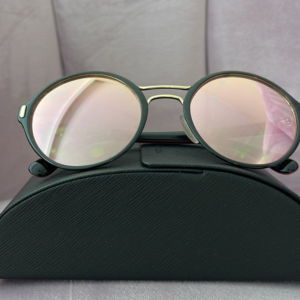 PRADA Round Frame Sunglasses